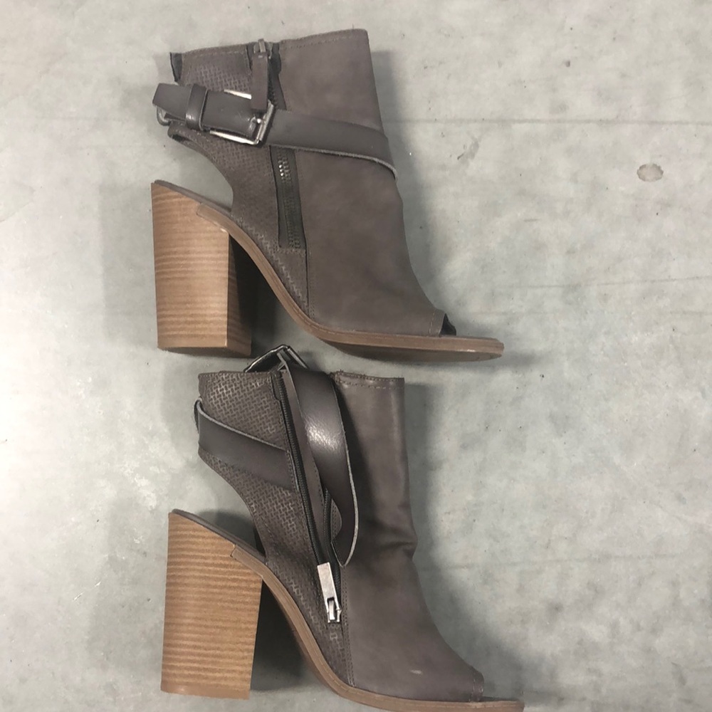 Sandal bootie
